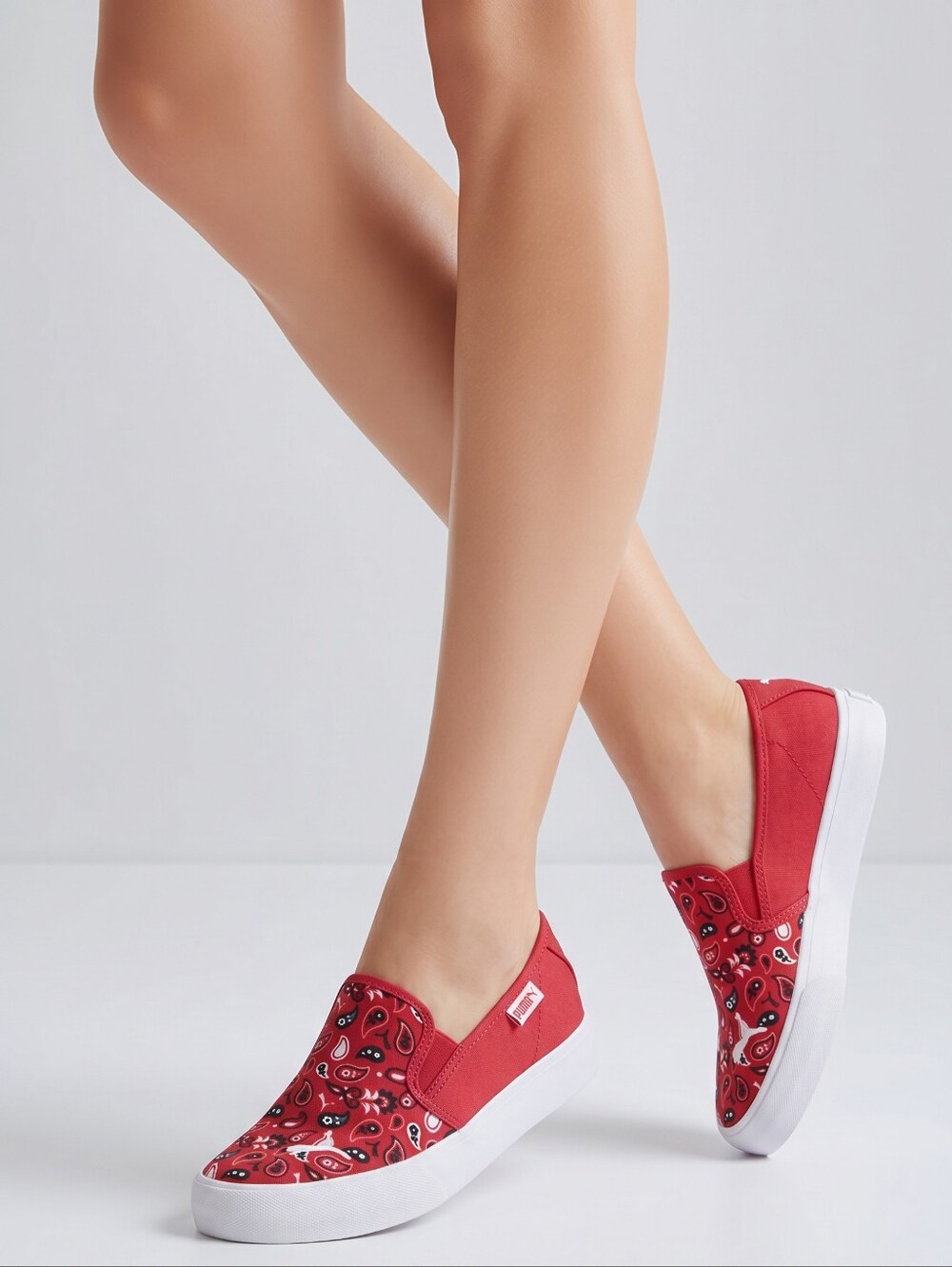 🩵NIB Puma Urban Red Bari Bandana Slip-on Sneakers Size 8